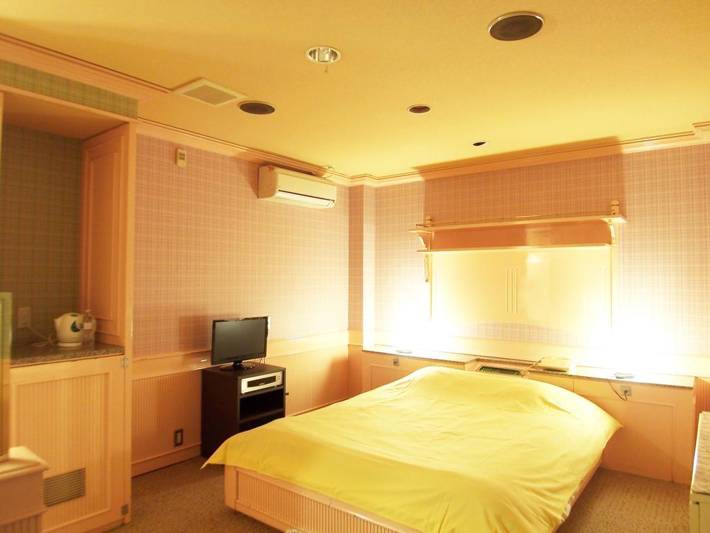 Hotel Pyramid (Adults Only) Хімедзі Екстер'єр фото